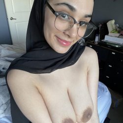 Hairy Hijab